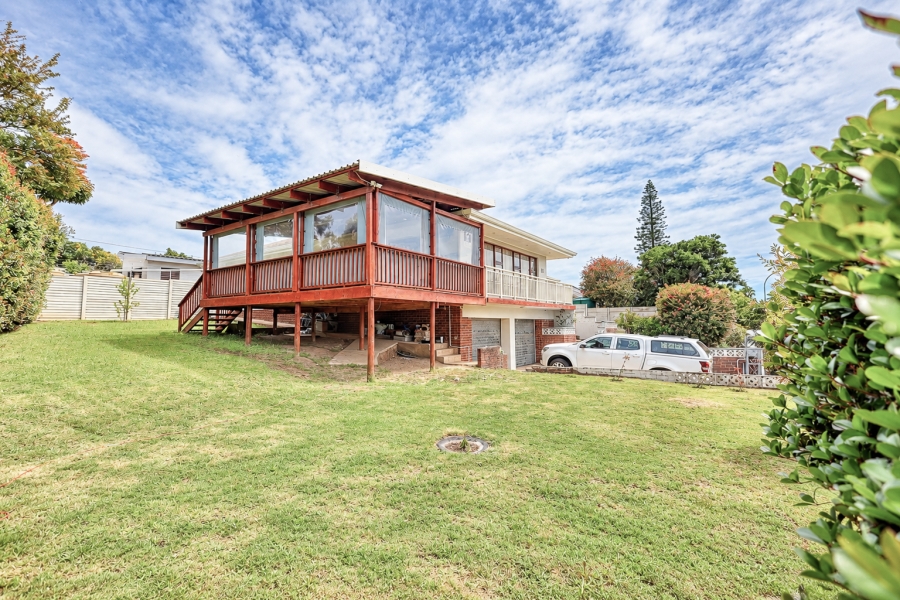 4 Bedroom Property for Sale in Nahoon Valley Park Eastern Cape